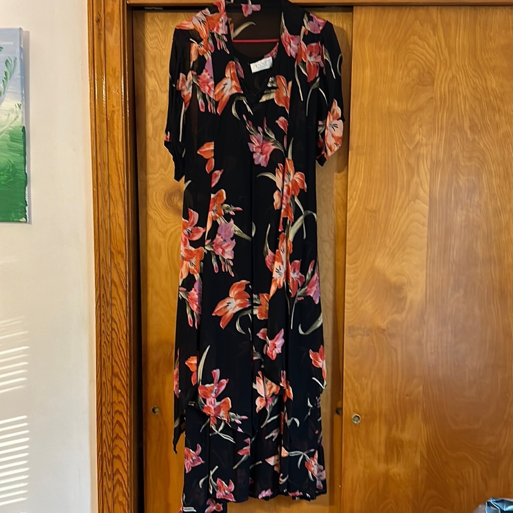 Casual corner Petite Maxie floral dress size petite large